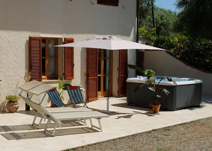 Villa Calma Con Idromassaggio E Giardino Vicino Saturnia