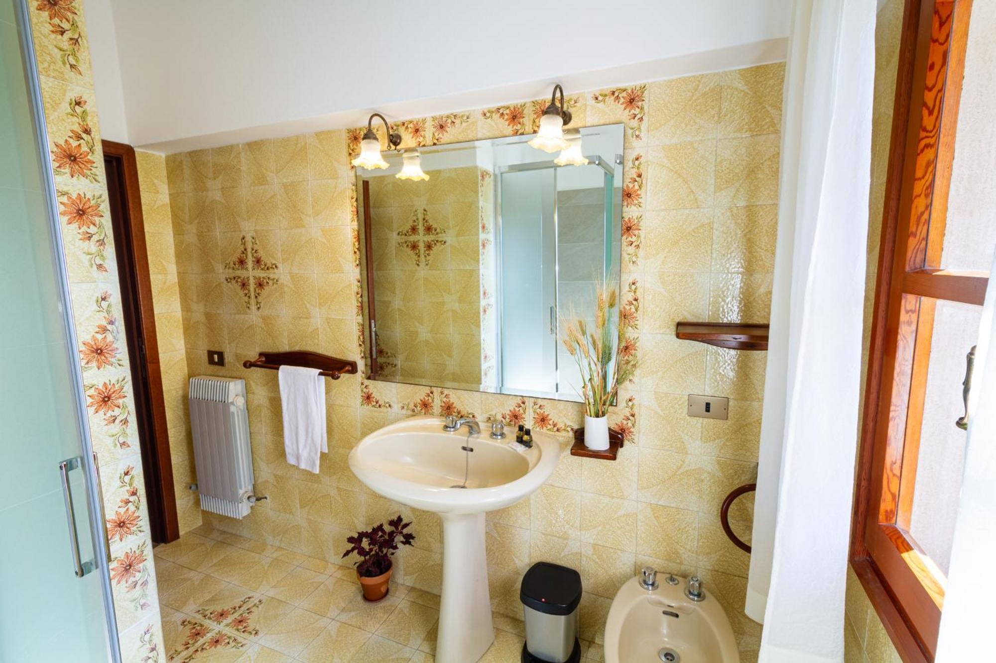Calma Con Idromassaggio E Giardino Vicino Saturnia Villa *