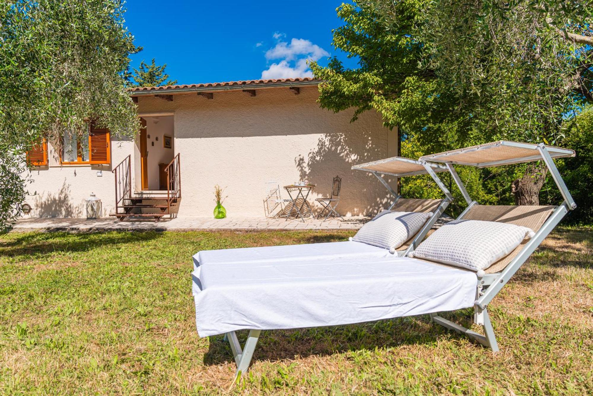 Calma Con Idromassaggio E Giardino Vicino Saturnia Villa